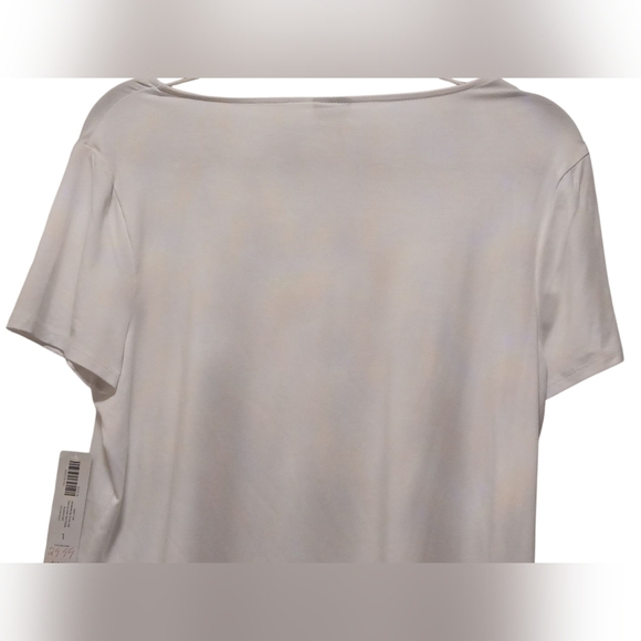 Chico's - NWT, White Blouse W/ Red & Gold Stars, Short Sleeves, Scoop Neck, - Picture 7 of 10